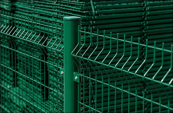 3 curve reinforced welded wire mesh fencing system pvc coated in green color