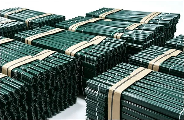 Studded T post dark green paint